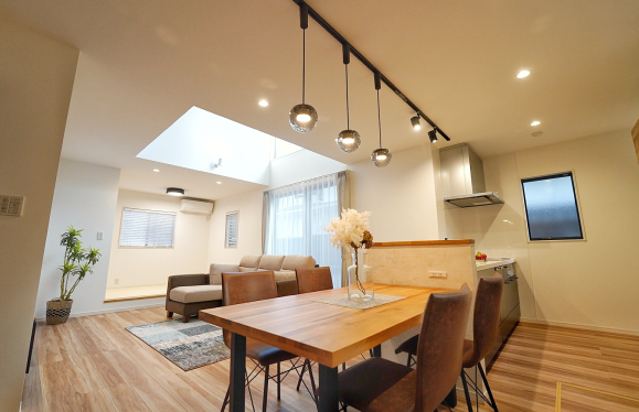 画像：サンプル